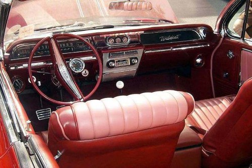 1963_Buick_Wildcat_int